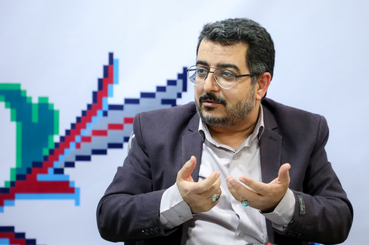 ماهان صفایی در نشست رویداد رج